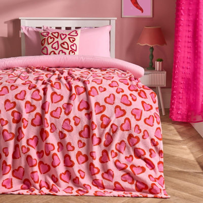Ohs Heart Leopard Flannel Fleece Throw Blanket Soft Bedspread from B&Q
