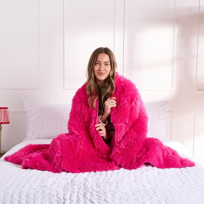 Ohs Fluffy Faux Fur Sensory Sleep Therapy 8Kg Weighted BlanketHot Pink from B&Q