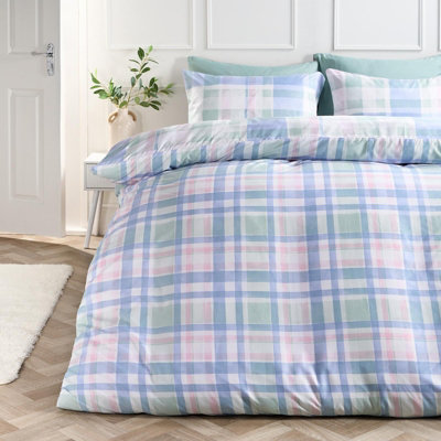 B&Q -  Watercolour Check Reversible Microfibre Duvet Cover Bedding SetBlueDouble