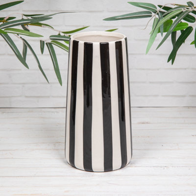 Black & White Striped Tall Or Round Ceramic Glazed Flower Vases (24797)Tall from B&Q