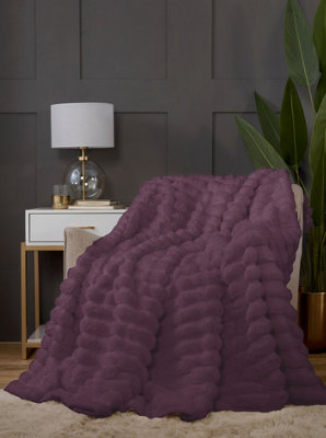 Rapport Home Chunky Ribbed Fur Polyester Soft Plush Cuddly Cozy Blanket Throw Burgundy Red from B&Q