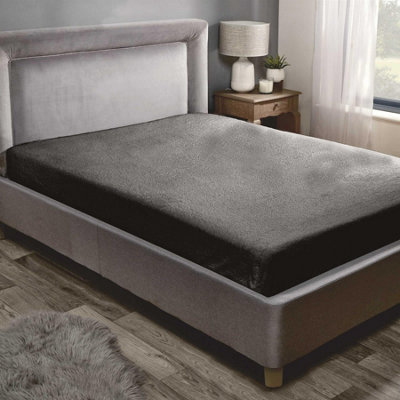 Kampala Hill Teddy Fleece Fitted Sheet Sherpa Bed Sheets Charcoal from B&Q