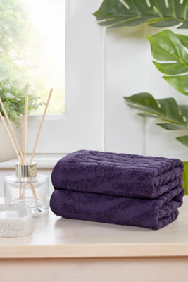 B&Q -  Safari Pure Cotton Face Towel Damson