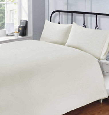 Rapport Home 200 Thread Count House Wife Pillow Case Each from B&Q