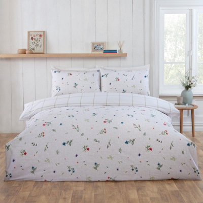 Rapport Home Meadow Floral White Duvet Cover Set King Bedding Set from B&Q