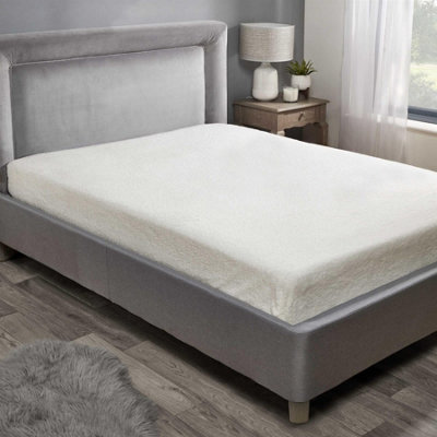 Kampala Hill Teddy Fleece Fitted Sheet Sherpa Bed Sheets Cream from B&Q