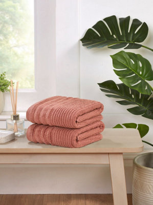 B&Q -  Linear Pure Cotton Bath Towels Set Of 2 (Red)