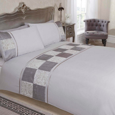Rapport Home Batiste Polycotton Duvet Set With Pillowcase from B&Q