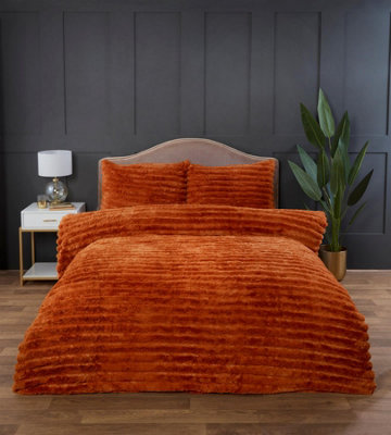 Rapport Rabbit Fur Burnt Orange Duvet Cover Set Single Bedding Set from B&Q