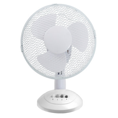 Airmaster 12" 3 Speed Desk Fan 35W from B&Q
