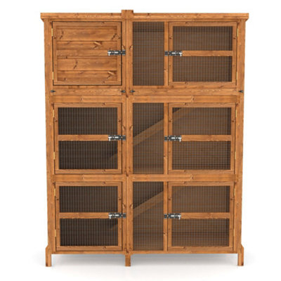 The Hutch Company 5Ft Chartwell Rabbit Triple Guinea Pig Hutch Biggest 5Ft Hutch Around from B&Q