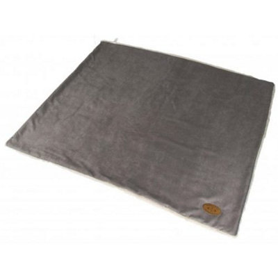 Banbury & Co Comfort Dog Blanket from B&Q