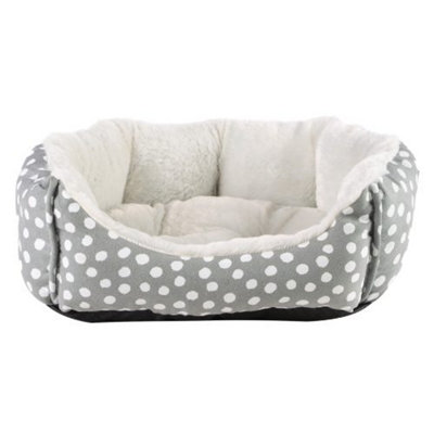 Dream Paws Scalloped Bed Small from B&Q