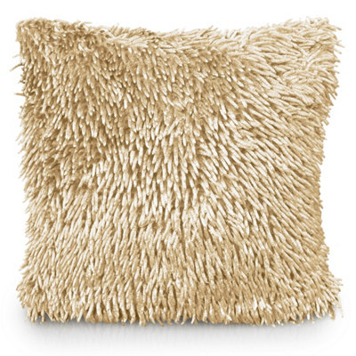 Velosso Velvet Touch Shaggy Chenille CushionSoft TextureZip ClosureMachine WashableLuxury Living Room DecorCream from B&Q