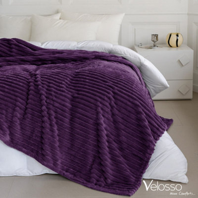 Velosso Elegant Thermal Plush Ribbed Throw Blanket In Modern Style For SofaBed In 200Cm X 240CmAubergine from B&Q
