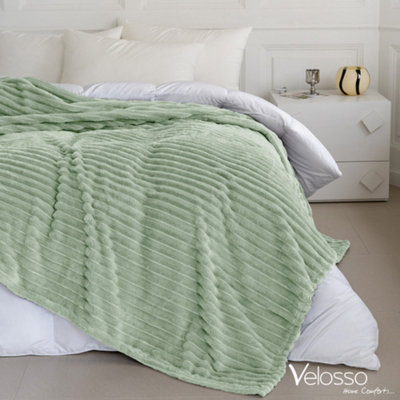 Velosso Elegant Thermal Plush Ribbed Throw Blanket In Modern Style For SofaBed In 200Cm X 240CmSage from B&Q