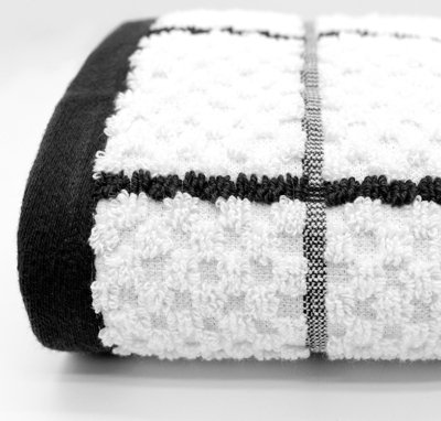 B&Q -  Checkered 100% Cotton Pack Of 3 Tea TowelsEasy Care