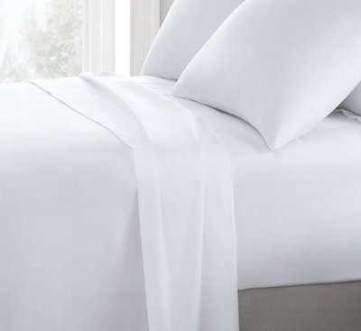 Sweet Dreams Premium Percale Cotton White 200 Thread Count Flat SheetWhite from B&Q