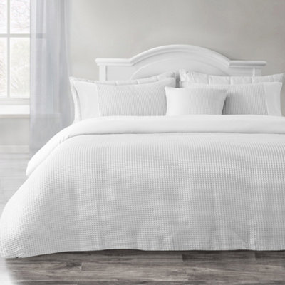 B&Q -  Waffle Weave Duvet Cover Set With PillowcasesButton Enclosure Textured DuvetEasy-Care Quilt CoverWhite