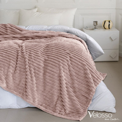 Velosso Elegant Thermal Plush Ribbed Throw Blanket In Modern Style For SofaBed In 200Cm X 240CmBlush from B&Q