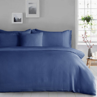 Velosso Waffle Weave Duvet Cover Set With PillowcasesButton Enclosure Textured DuvetEasy-Care Quilt CoverNavy from B&Q