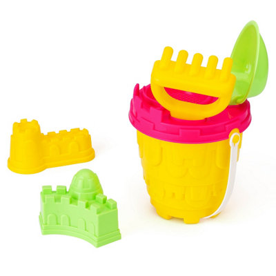Yello Castle Bucket Beach Accessory Set from B&Q