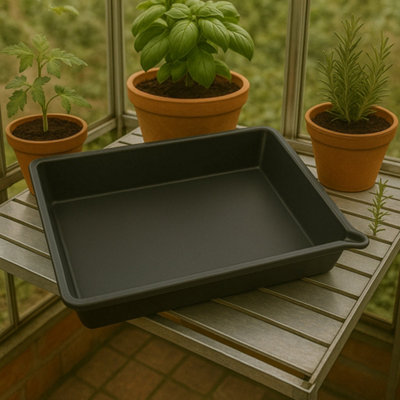 Potting Tray Pouring With Lip Black 16L Capacity Multi-Purpose - Image 4