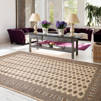 Beige Handmade Traditional Wool Bordered Floral Bedroom & Living Room Rug -170Cm X 240Cm from B&Q