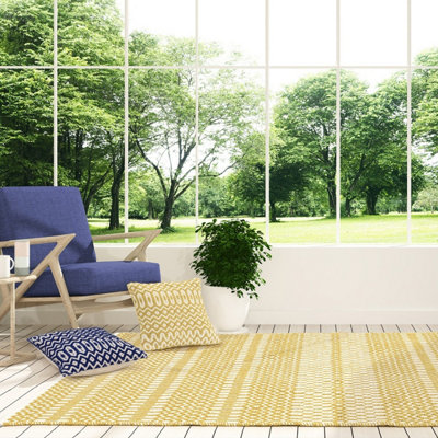 Gold Outdoor RugGeometric Stain-Resistant Rug For Patio Decks Garden Balcony2mm Modern Outdoor Rug-120Cm X 170Cm from B&Q