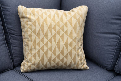 Glendale Garden & Leisure Beige Diamond Scatter Cushions 45Cmx45Cm (18"x18")Garden Sofa Cushions Pillows Uk Made from B&Q