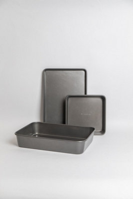 Masterclass Set Of Non-Stick Large Roasting And Baking Pans With Baking Tray from B&Q