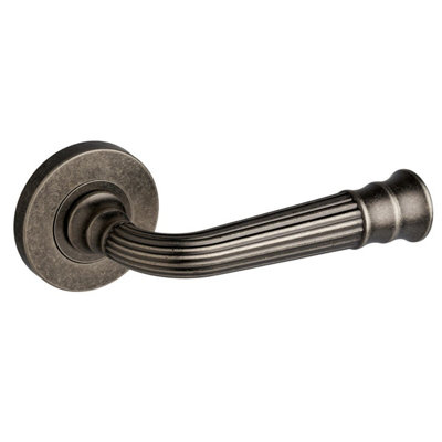 Whitby Lever On Large Rose Door HandleAntique PewterPairDesigner Levers from B&Q