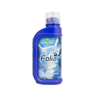 Vitalink Foliar 1LBaytonhorticulturecentre from B&Q