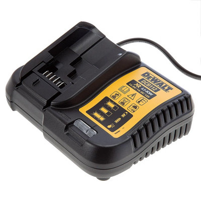 B&Q -  Compact Dcb112 18V Li-Ion Xr Battery Charger 10.8V 18V Rp Dcb107 Dcb113