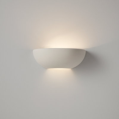 B&Q -  Trecis Modern Matt White Wall Light