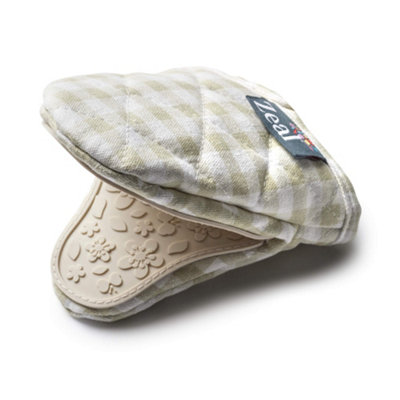 Zeal Silicone Hot Grab Mini Oven MittGinghamCream from B&Q