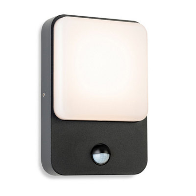 B&Q -  Luminosa Hero Led Wall Light With Pir Graphite With White Polycarbonate Diffuser Ip54