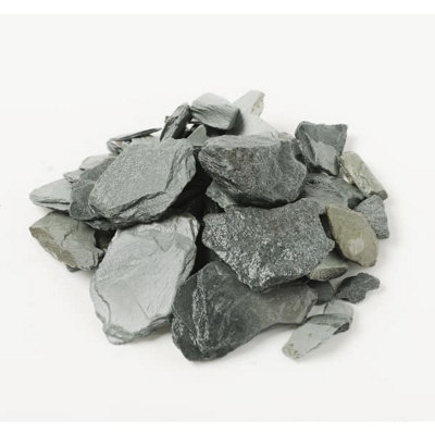 Akor Building Products Green Slate Chippings 40mmDecorative Garden GravelAggregate Bulk Bag800Kg from B&Q