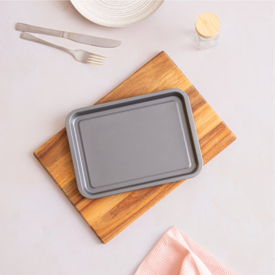 Betterware Essentials 25Cm Oven Tray from B&Q