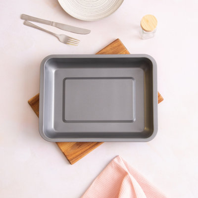 Betterware Essentials 35Cm Roasting Tin from B&Q