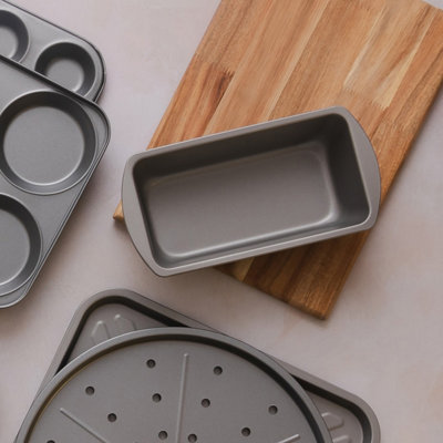 Betterware Essentials 2Lb Loaf Tin from B&Q