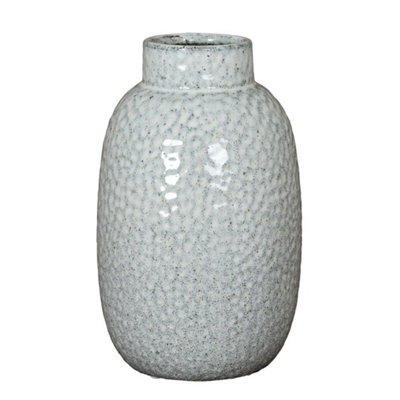 Hill Interiors Cairn Dimple Medium VaseCeramicL16 X W16 X H28 CmWhite from B&Q