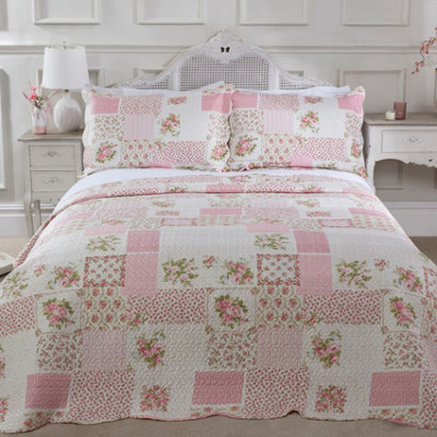 B&Q -  Cotswold Pathwork Bedspread Throwover