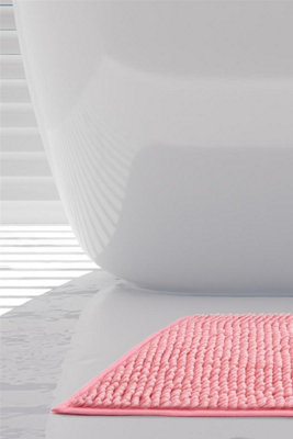 Emma Barclay Noodle Non-Slip Bathroom Floor Mat from B&Q
