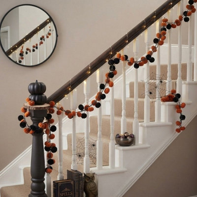 B&Q -  Halloween 150 Cm Orange And Black Velvet Pumpkin Garland For Indoor Halloween Décor