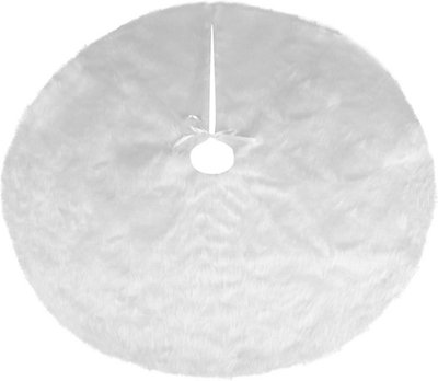 Christmas Long Pile Tree Skirt from B&Q