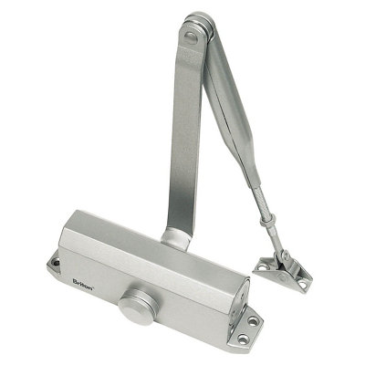 Briton 121Ce.ses Silver Adjustable Overhead Closer from B&Q