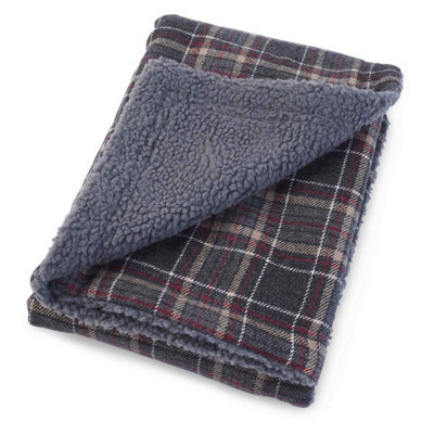 Zoon Plaid Dog Pet Blanket Comforter 70 X 100Cm from B&Q