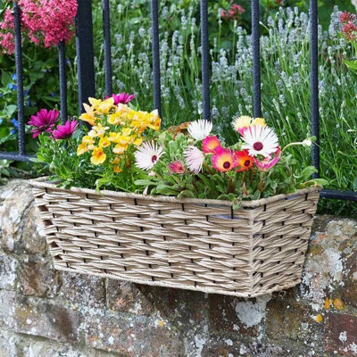 Smart Garden 19" Rattan Effect Wall Fence Balcony Sand Planter Trough Basket from B&Q