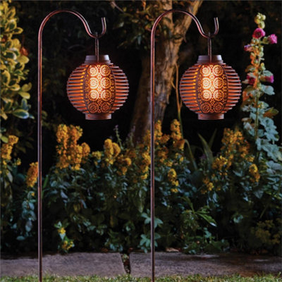 2 X Smart Garden Solar Forli Flaming Lantern Led Light Silhouette Shepherds Hook from B&Q